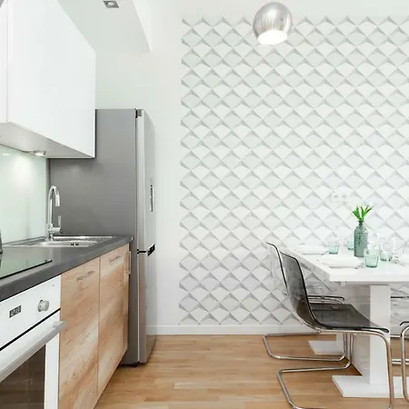 A&d By Renters * Varsovia
